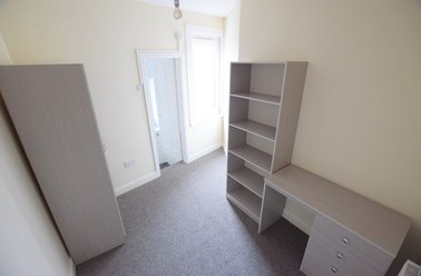 6 Sausthorpe Street, St Catherines, Lincoln - Image 2