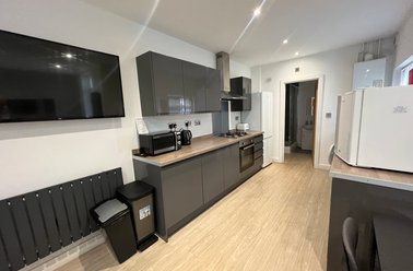 New 82 Dunkirk Road, Dunkirk, Nottingham - Image 2