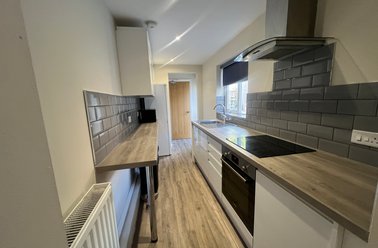 42 Brixton Road, Radford, Nottingham - Image 2