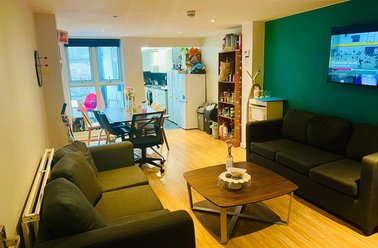 11 Frederick Grove, Lenton, Nottingham - Image 3