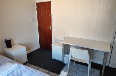 4 Norwood Road, Radford, Nottingham - Image 2