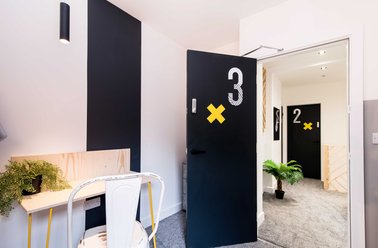 Beeston, Nottingham - Image 2