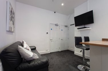 12 Wiverton Road, Forest Fields, Nottingham - Image 3