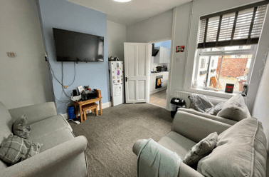 13 Westfield Street, West End, Lincoln - Image 2
