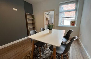 6 Sausthorpe Street, St Catherines, Lincoln - Image 3