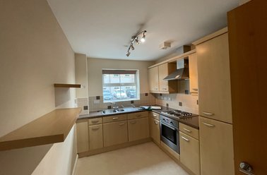 81 Riverside Drive, City Centre, Lincoln - Image 2