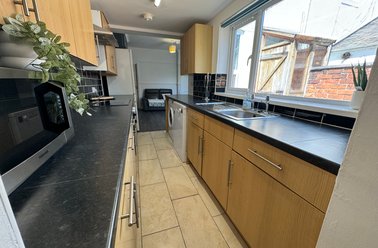 15 Derwent Street, West End, Lincoln - Image 3