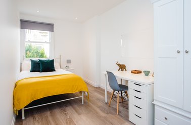 Flat E, 25 Lister Gate, Lace Market, Nottingham - Image 3