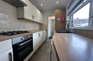 24 Derwent Street, West End, Lincoln - Image 2