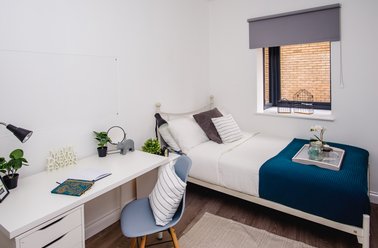 Flat D, 25 Lister Gate, Lace Market, Nottingham - Image 2