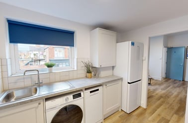Second Avenue, Heaton, Newcastle - Image 3