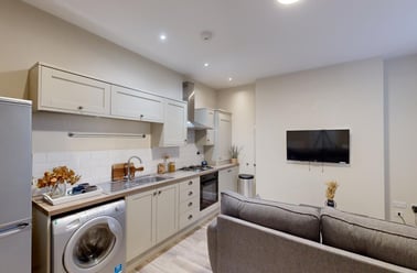 105-107 Portland Road, Arboretum, Nottingham - Image 3