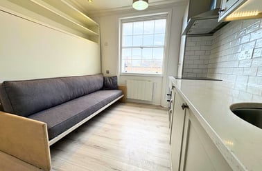 Baker Street, Marylebone, London - Image 3