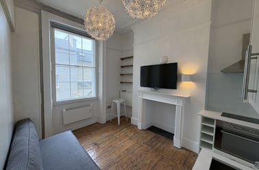 Baker Street, Marylebone, London - Image 3