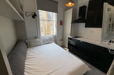 Baker Street, Marylebone, London - Image 2