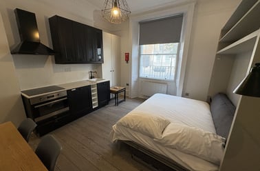 Baker Street, Marylebone, London - Image 2