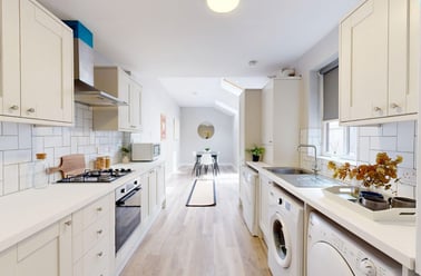 Midland Avenue, Lenton, Nottingham - Image 2