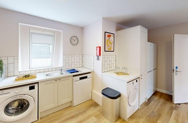 Cromwell Road, Cotham, Bristol - Image 2