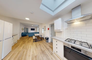 Rothbury Terrace, Heaton, Newcastle - Image 3