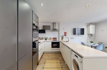 66-72 Houndsgate, Lace Market, Nottingham - Image 2