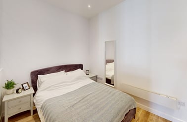Bar Road, City Centre, Falmouth - Image 3