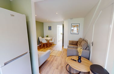 Monterey Gardens, Mount Pleasant , Exeter - Image 3