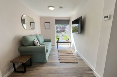 Monterey Gardens, Mount Pleasant , Exeter - Image 2