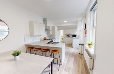 Simonside Terrace, Heaton, Newcastle - Image 3