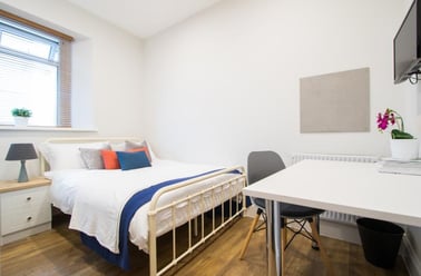 Camden Street, City Centre, Plymouth - Image 2