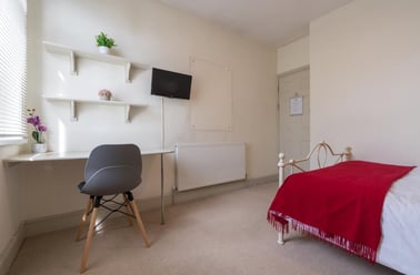 Colum Road, Cathays, Cardiff - Image 3