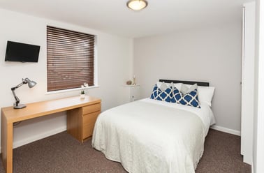 Minny Street, Cathays, Cardiff - Image 2