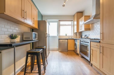 Fawcett Road, Southsea, Portsmouth - Image 2