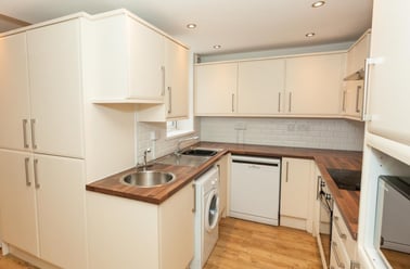 Rhymney Street, Plasnewydd, Cardiff - Image 3
