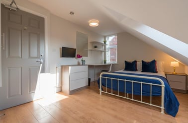 Teversal Avenue, Radford, Nottingham - Image 3
