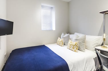 George Street, Silverdale, Newcastle under Lyme - Image 2