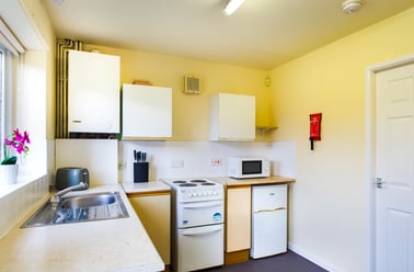 Thomas Court, Charlestown, Salford - Image 3