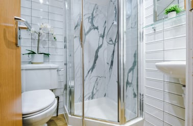 Clayton Park Square, Sandyford, Newcastle - Image 3