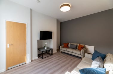 Warwick Street, Jesmond Vale, Newcastle - Image 2