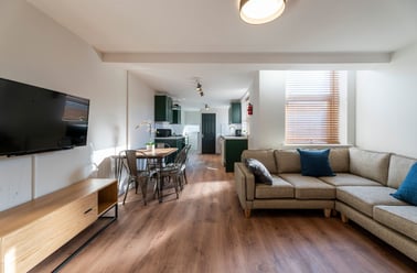 Eighth Avenue, Heaton, Newcastle - Image 2