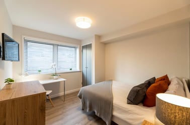 Falconar Street, City Centre, Newcastle - Image 3