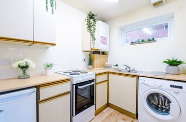 Saturn Grove, Charlestown, Salford - Image 2