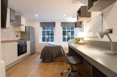 Eskdale Terrace, Newcastle - Image 2