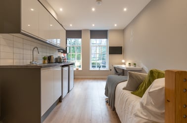 Jesmond View, Sandyford, Newcastle - Image 2