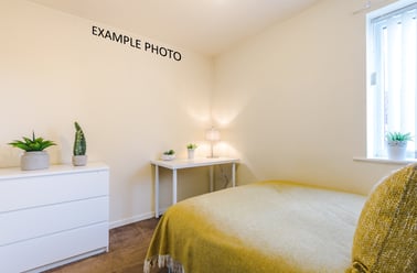 Thomas Court, Charlestown, Salford - Image 2