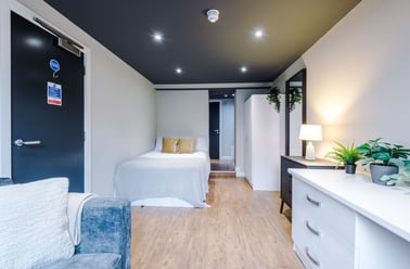 Flat 3, 160 Upper New Walk, Highfields, Leicester - Image 2