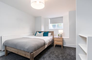 64 Richmond Mount, Hyde Park, Leeds - Image 3
