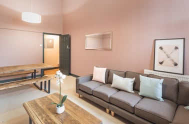 Flat B Bishop Blackall School, St James, Exeter - Image 2