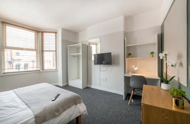 8 Rothesay Avenue, Radford, Nottingham - Image 3