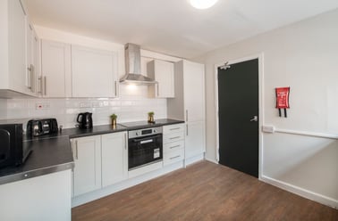 15 Derby Grove, Radford, Nottingham - Image 2