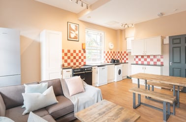 Flat Y Bishop Blackall School, St James, Exeter - Image 2